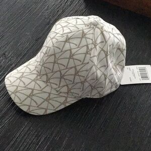 Stylish White and Gray Gold Cap. NEW w TAGS